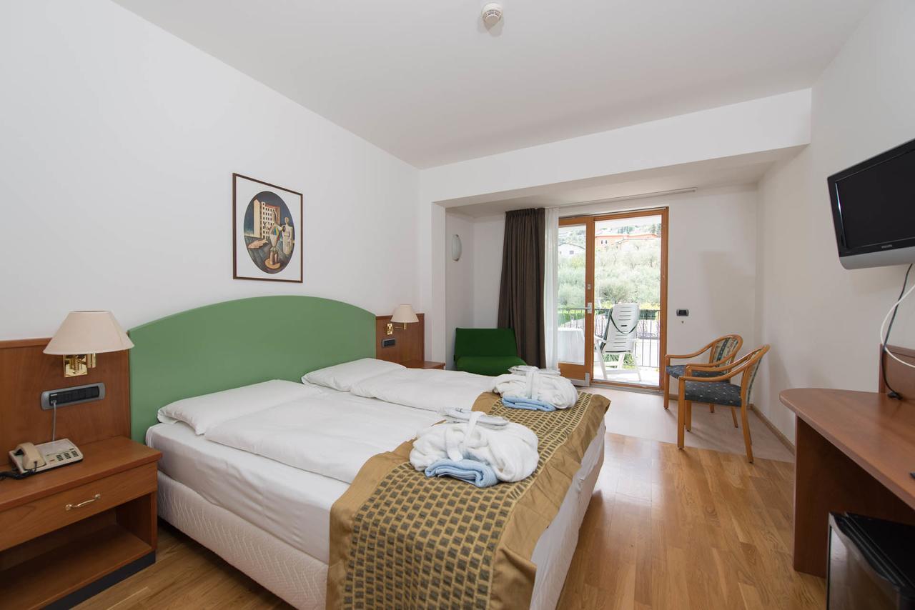 Hotel Venezia Malcesine Ngoại thất bức ảnh