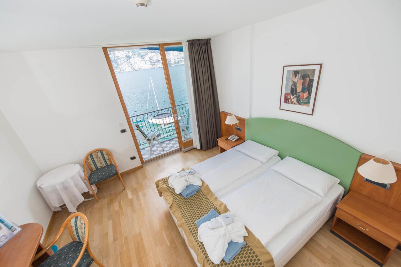 Hotel Venezia Malcesine Ngoại thất bức ảnh